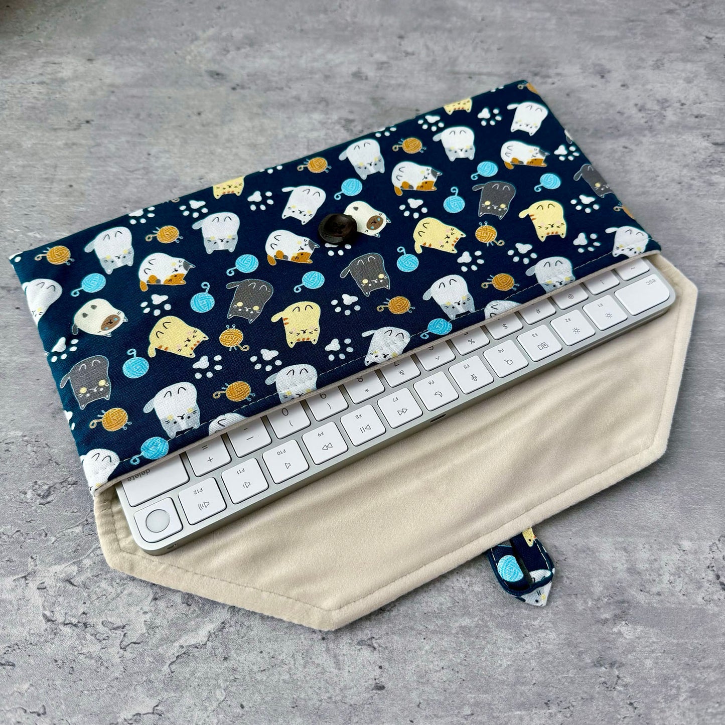 Handmade Pouch for Keyboards